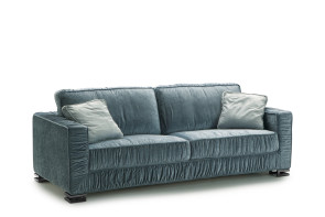 Garrison ist ein 3-Sitzer Sofa aus Daunen, modern und elegant, mit Füßen im raffinierten Design. 