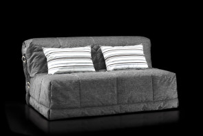 Gil-Doppelbett mit abnehmbaren Bezügen und dekorativen Kissen