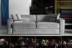 Dieses Sofa ist aus Stoff, Kunstleder und Leder erhältlich